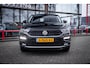 Volkswagen T-Roc 1.5 TSI Style Business | Automaat | Navigatie | Camera | Parkeer hulp | Adaptieve cruise control | App-connect |