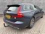 Volvo V60 2.0 T6 Recharge AWD Business Pro | Navigatie | Apple Carplay | Android Auto | Achteruitrijcamera | Parkeersensoren | Stoelverwarming | Panoramadak | Trekhaak | Lichtmetalen Velgen 18 inch (Inscription)