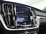 Volvo S60 2.0 T6 AWD Hybride R-Design 340PK / Harman Kardon / Lederen Int / Panorama schuifdak / Navi / Cruise-adaptief / Trekhaak / Carplay / Apk 04-2026