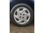 Toyota Yaris 1.3-16V VVT-i Sol 3 deurs - APK T/M 13-02-2027 - EL. RAMEN + SPIEGELS - CPV - STUURBEKRACHTIGING - RADIO/CASSETTE - AIRBAGS - NAP - NL AUTO -