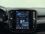 Volvo EX40 Extended Range Plus Black Edition / Nubuck / 20'' / Getint Glas / Harman&kardon Audio / Adapt. Cruise / BLIS / Stoel + Stuurw. Verwarming /