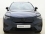 Volvo EX40 Extended Range Plus Black Edition / Nubuck / 20'' / Getint Glas / Harman&kardon Audio / Adapt. Cruise / BLIS / Stoel + Stuurw. Verwarming /
