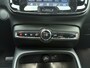 Volvo EX40 Extended Range Plus Black Edition / Nubuck / 20'' / Getint Glas / Harman&kardon Audio / Adapt. Cruise / BLIS / Stoel + Stuurw. Verwarming /