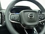 Volvo EX40 Extended Range Plus Black Edition / Nubuck / 20'' / Getint Glas / Harman&kardon Audio / Adapt. Cruise / BLIS / Stoel + Stuurw. Verwarming /