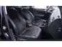Volkswagen Golf Variant 1.6 TDI Highline R-Design sportstoelen lederen bekleding NAP DAB-ontvangst cruise controle camera navigatie stoelverwarming PDC v+a schakelflippers aan het stuur climate controle 19"-inch lichtmetalen velgen