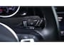 Volkswagen Golf Variant 1.6 TDI Highline R-Design sportstoelen lederen bekleding NAP DAB-ontvangst cruise controle camera navigatie stoelverwarming PDC v+a schakelflippers aan het stuur climate controle 19"-inch lichtmetalen velgen