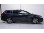 Volkswagen Golf Variant 1.6 TDI Highline R-Design sportstoelen lederen bekleding NAP DAB-ontvangst cruise controle camera navigatie stoelverwarming PDC v+a schakelflippers aan het stuur climate controle 19"-inch lichtmetalen velgen
