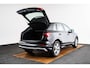Audi Q3 35 TFSI Business Edition Adaptive cruise control - Parkeerhulp achter - Audi virtual cockpit - Connectivity pakket - Stoelen, vóór verwarmbaar - Binnenspiegel, automatisch dimmend - Grootlichtassistent -