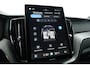 Volvo XC60 2.0 T8 Plug-in hybrid AWD Ultra Black Edition | Pano-dak | H&K Audio | Head up | Gelaagd Glas | Blis | ACC | 360 camera |