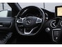 Mercedes-Benz A-klasse A180 Business Solution AMG Pano Sfeerverlichting Stoelverwarming