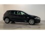 Volkswagen Golf 1.2 TSI CUP Edition Navigatie Parkeersensoren Climate Control