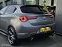 Alfa Romeo Giulietta 1.7 TBi Quadrifoglio Verde Launch Edition LEES TEKST