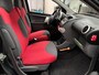 Peugeot 107 1.0-12V XS Urban Move 5 deurs! | AUX aansluiting | Airco | Isofix-bevestigingspunten voor kinderzitjes