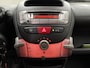 Peugeot 107 1.0-12V XS Urban Move 5 deurs! | AUX aansluiting | Airco | Isofix-bevestigingspunten voor kinderzitjes