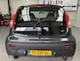 Peugeot 107 1.0-12V XS Urban Move 5 deurs! | AUX aansluiting | Airco | Isofix-bevestigingspunten voor kinderzitjes