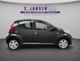 Peugeot 107 1.0-12V XS Urban Move 5 deurs! | AUX aansluiting | Airco | Isofix-bevestigingspunten voor kinderzitjes