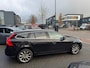 Volvo V60 2.4 D6 AWD ACC BLIS SCHUIFDAK LEDER XENON TREKHAAK ORIG NL NAP