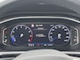 Volkswagen T-Roc 1.5 TSI R-Line Edition / Applecarplay/AndroidAuto / Digital Cockpit / Stoelverwarming / Elektrische achterklep /