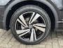 Volkswagen T-Roc 1.5 TSI R-Line Edition / Applecarplay/AndroidAuto / Digital Cockpit / Stoelverwarming / Elektrische achterklep /