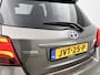 Toyota Yaris 1.5 Hybrid Dynamic Bi-Tone | Navigatie | Leder |
