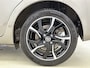 Toyota Yaris 1.5 Hybrid Dynamic Bi-Tone | Navigatie | Leder |
