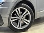Volkswagen Tiguan 1.5 TSI ACT Highline Business R | Navigatie | LM Velgen 19" | Trekhaak Elektrisch Uitklapbaar | Cruise Control Adaptief | Achteruitrijcamera | Airco |