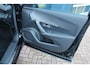 Peugeot e-2008 EV GT Pack 50 kWh ADAPTIEVE CRUISE CONTROL - VERWARMDE VOORSTOELEN - NAVIGATIE - DEALER ONDERHOUDEN