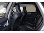 Volvo XC60 T8 Recharge AWD Ultimate Dark - Luchtvering - Panorama/schuifdak - IntelliSafe Assist & Surround - 360º Camera - Bowers & Wilkins audio - Verwarmde voorstoelen, stuur & achterbank - Parkeersensoren voor & achter - Elektr. bedienb. voorstoelen met geheugen - Head up display - Draadloze tel. lader - Extra getint glas - 21' LMV