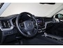 Volvo XC60 T8 Recharge AWD Ultimate Dark - Luchtvering - Panorama/schuifdak - IntelliSafe Assist & Surround - 360º Camera - Bowers & Wilkins audio - Verwarmde voorstoelen, stuur & achterbank - Parkeersensoren voor & achter - Elektr. bedienb. voorstoelen met geheugen - Head up display - Draadloze tel. lader - Extra getint glas - 21' LMV