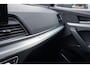 Audi Q5 50 TFSI e S edition Grey & Black