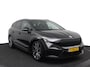 Skoda Enyaq iV 80 KWh Sportline - Trekhaak wegklapbaar - Sportstoelen - Stoelverwarming - Achteruitrijcamera - Panorama dak - Virena Zekerheidspakket €895,-