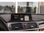 BMW 3-Serie Touring 318i LCI Luxury Edition | NL auto | Facelift | Driving Assistant | Stuurverwarming | Camera | DAB | LED | HiFi | Leer | Sportstoelen | Sportstuur | Cruise control