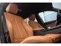 BMW 3-Serie Touring 318i LCI Luxury Edition | NL auto | Facelift | Driving Assistant | Stuurverwarming | Camera | DAB | LED | HiFi | Leer | Sportstoelen | Sportstuur | Cruise control