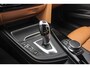BMW 3-Serie Touring 318i LCI Luxury Edition | NL auto | Facelift | Driving Assistant | Stuurverwarming | Camera | DAB | LED | HiFi | Leer | Sportstoelen | Sportstuur | Cruise control