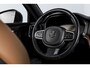 Volvo V60 2.0 T5 Momentum 251 PK - Automaat | Dig. Cockpit | Cruise | Stoelverw. | PDC | NAV + App. Connect | ECC | Elek. Klep | Elek. Trekhaak | LM 18" |