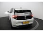 Volkswagen ID.3 First Plus 58 kWh SOH 91,4% | Trekhaak | IQ Light | Navigatie | Camera | Stoel/Stuurverwarming