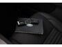 Land Rover Discovery Sport P270e PHEV Dynamic SE | 20 INCH | Panoramadak | Trekhaak | ACC | Meridian | Stoel+Stuurverwarming