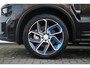 Lynk & Co 01 Plug-in Hybrid | Automaat | Panoramisch Schuif-/Kanteldak | 360 Camera | Parkeersensoren voor + achter | Adaptive cruise control | Apple carplay & Android auto | 20" Velgen | Stoelverwarming |