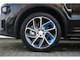 Lynk & Co 01 Plug-in Hybrid | Automaat | Panoramisch Schuif-/Kanteldak | 360 Camera | Parkeersensoren voor + achter | Adaptive cruise control | Apple carplay & Android auto | 20" Velgen | Stoelverwarming |