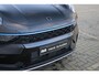 Lynk & Co 01 Plug-in Hybrid | Automaat | Panoramisch Schuif-/Kanteldak | 360 Camera | Parkeersensoren voor + achter | Adaptive cruise control | Apple carplay & Android auto | 20" Velgen | Stoelverwarming |