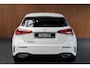 Mercedes-Benz A-klasse 250e AMG Line Leer Navi Camera Climate Stoelverwarming PTS LM velgen EQ BTW auto!