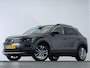 Volkswagen T-Roc 1.0 TSI 110 PK Style Business | LED | Trekhaak | DAB+ | Parkeersensoren Voor&achter | Dodehoeksensor | Adaptieve Cruise Control |