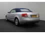 Audi A4 Cabriolet 2.4 V6 Exclusive 2002 | Elektrisch Bedienbare Kap | Elektrisch Verstelbare Stoelen | Lichtmetalen Velgen | Climate Control | Stuurwiel Bediening | Parkeersensoren | 2 Sleutels | Nationale Autopas