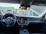 Volvo V60 2.0 T5 Momentum AUTOMAAT | Scandinavian Line | Winter Pack | 19 Inch | ACC