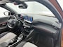 Peugeot e-2008 EV GT Pack 50 kWh 136pk Automaat | 1ste Eigenaar | Navigatie | Adaptieve Cruise Control | Camera | 18"LMV | LED | Stoelverwarming | Keyless Entry/Start | Apple Carplay/Android Auto |