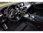BMW 5-Serie 520i Executive Aut. | M-Performance Pakket | Stoelverwarming | Full Led | Sportstoelen | Historie | Origineel Nederlan