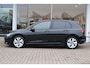 Volkswagen Golf 1.5 eHybrid 204pk Life Edition | SoH 100% | Panoramadak | Trekhaak | Navigatie | Adaptive Cruise | LED Verlichting | PDC