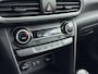 Hyundai Kona 1.0T Comfort | Trekhaak | Camera | Parkeersensoren | 4 Seiz. banden | Apple Carplay | Android Auto |1e eig. |