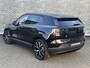 Volvo EX30 Single Motor Ext Range Ultra Black Ed Euro 69 kWh | Elektrisch Verstelbare Voorstoelen | Stuur-/Stoelverwarming | 360 Camera | Panoramadak | Park Pilot Assist | | Adaptieve Cruise Control | BLIS | Getint Glas |