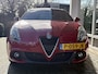 Alfa Romeo Giulietta 1.4 Turbo MultiAir Super 150pk | Rosso Competizione | Dealeronderhouden | Stoelverwarming | Navi | Bi-Xenon | Parkeersensoren | Zeer nette staat
